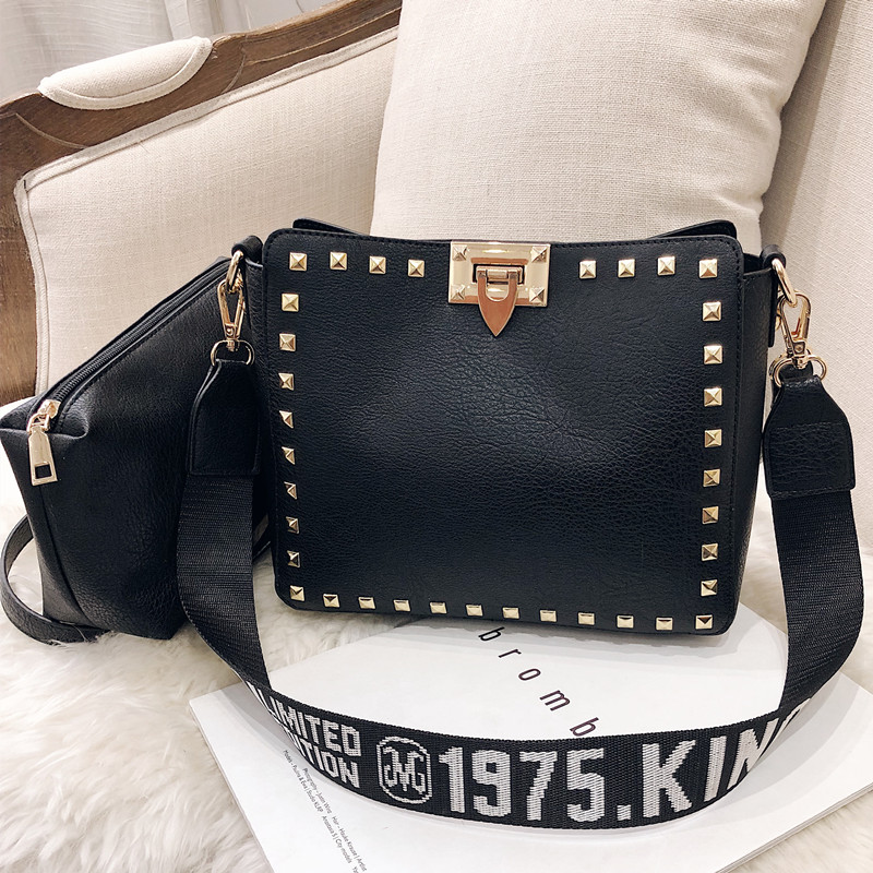 RKY0078 Rivet shoulder bag handbags casual trend big bag wings package soft leather Messenger bag